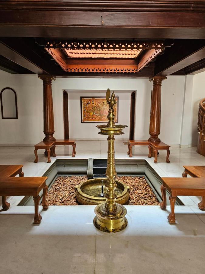 Dream Palace Alappuzha 外观 照片